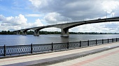 30 августа Октябрьский мост открывается для личного транспорта